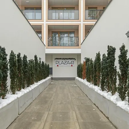 Plaza 41 Sunny Bay By Triapart