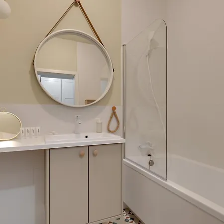 Apartment Plaza 41 Sunny Bay By Triapart